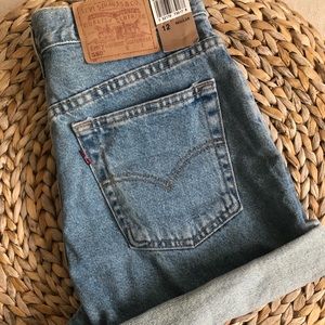 High Waisted Vintage Levi’s NWT!
